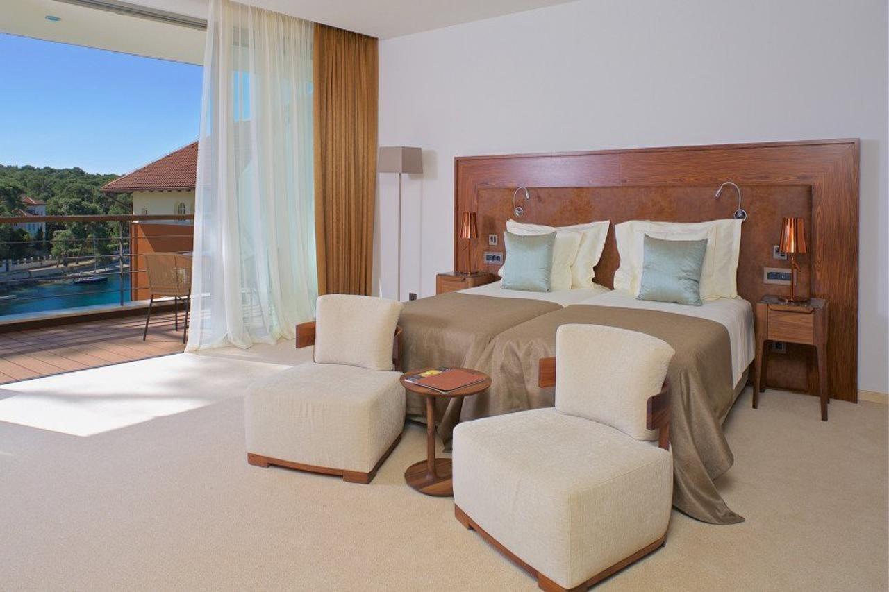 Boutique Hotel Alhambra Mali Lošinj Buitenkant foto