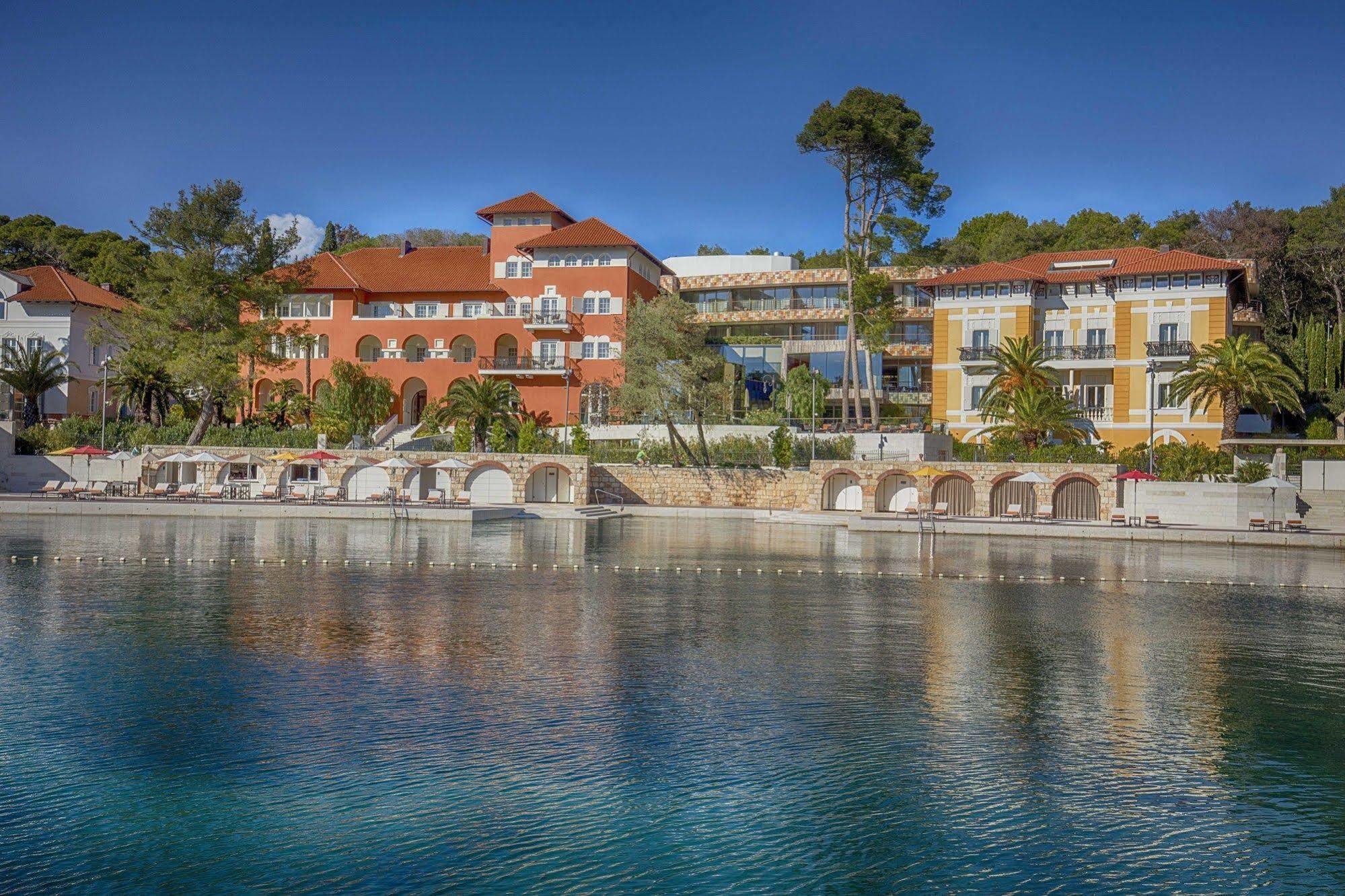 Boutique Hotel Alhambra Mali Lošinj Buitenkant foto