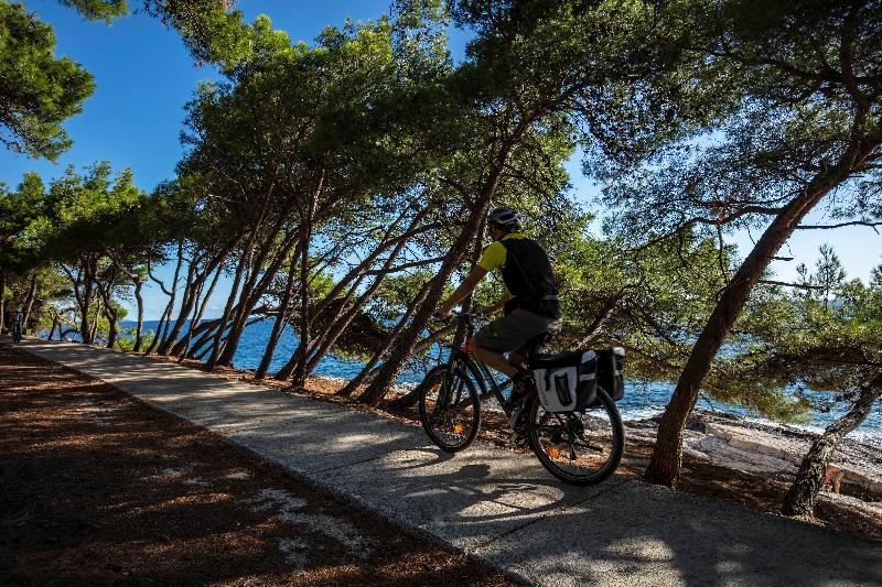 Boutique Hotel Alhambra Mali Lošinj Buitenkant foto